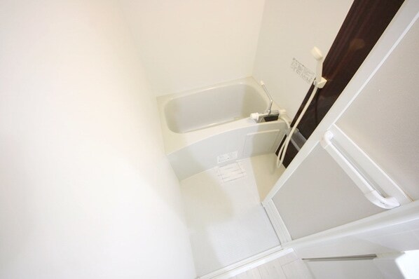 エフパークレジデンス妙蓮寺の物件内観写真